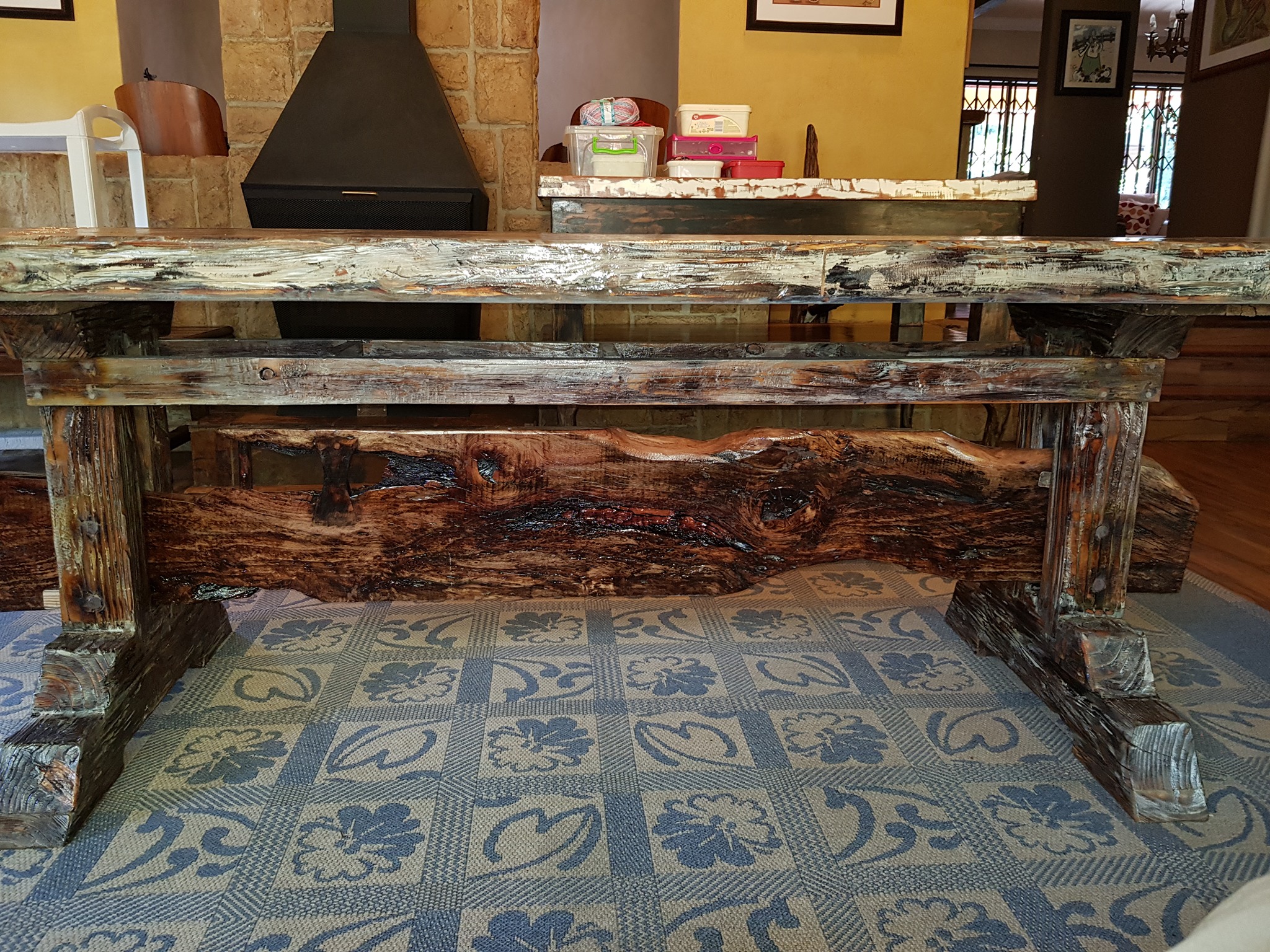 I have just built this 8 seater table made entirely out of solid wood, an 8cm... — Image 6