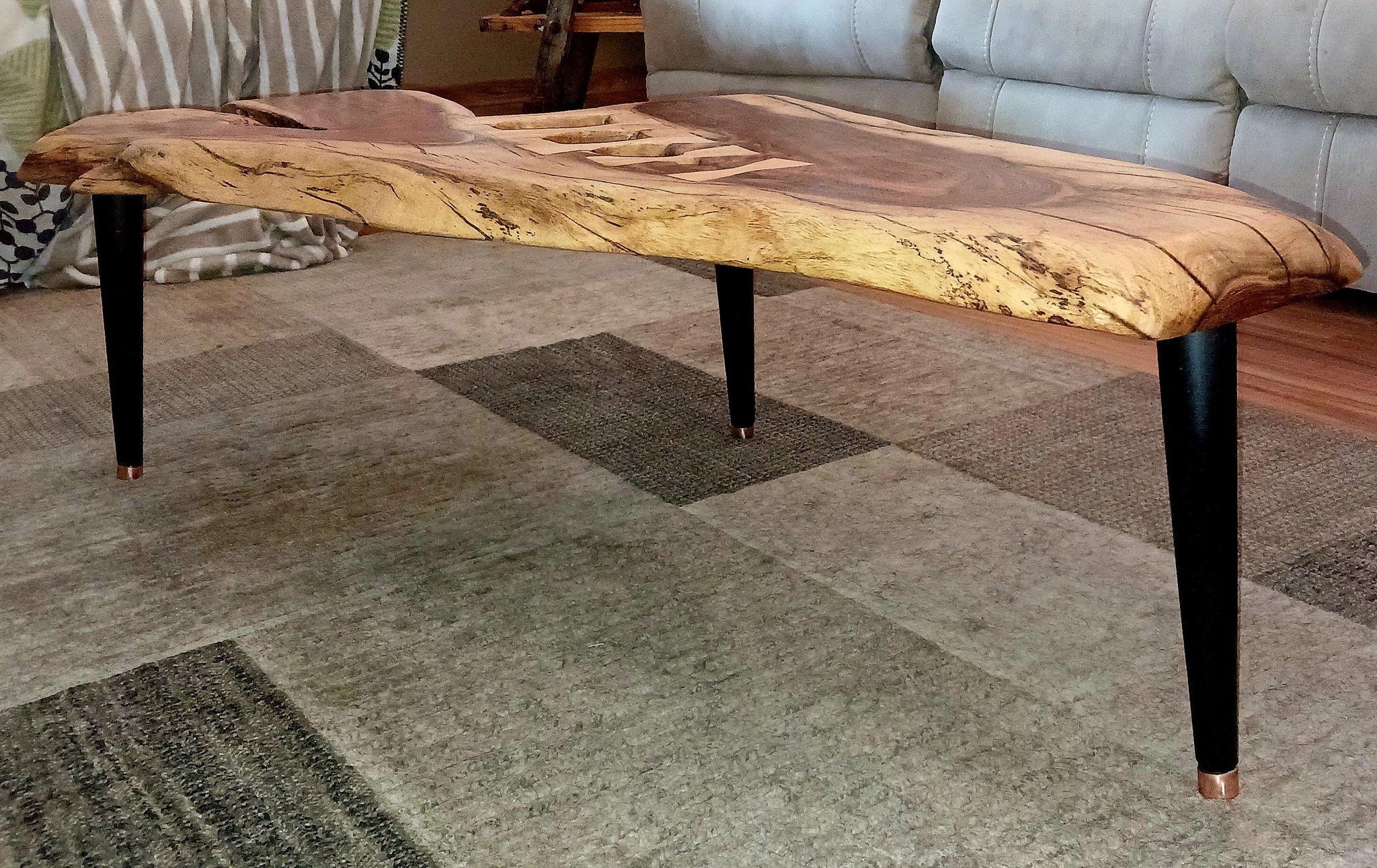 Camel Thorn live edge coffee table with bow tie joints — Image 2