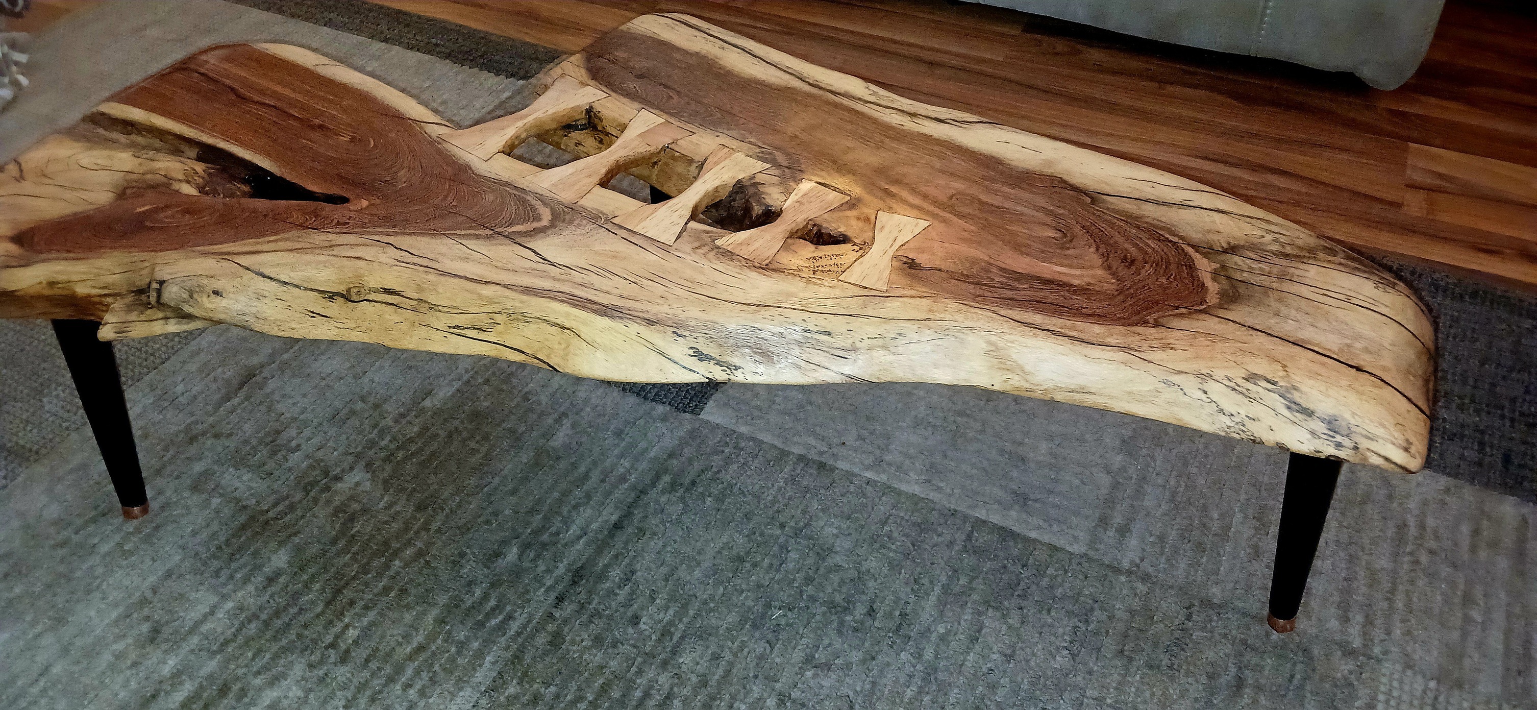 Camel Thorn live edge coffee table with bow tie joints — Image 4