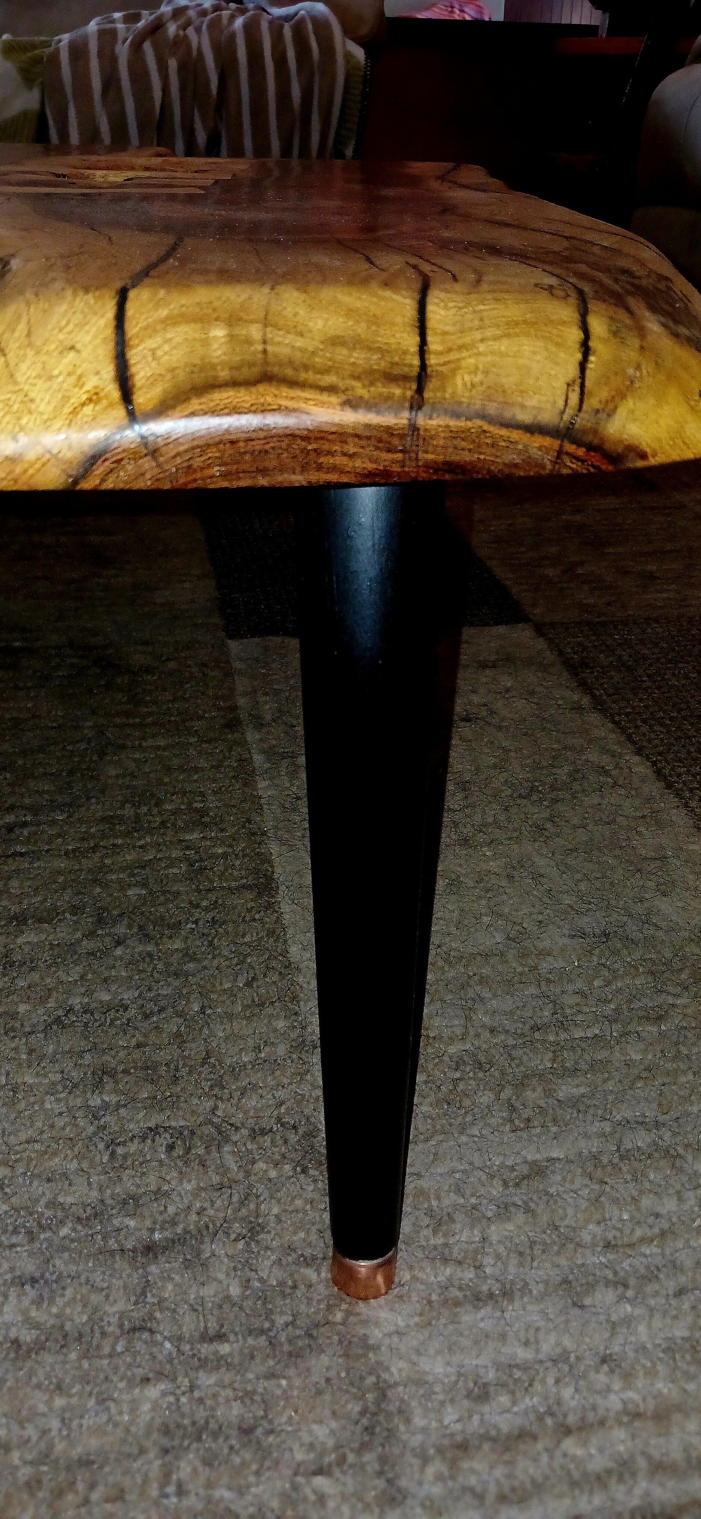 Camel Thorn live edge coffee table with bow tie joints — Image 5