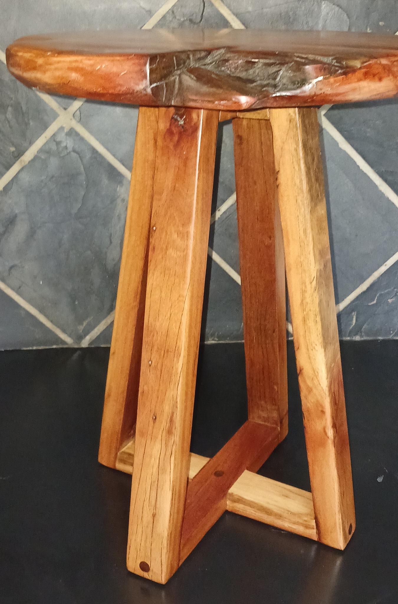 Solid eucalyptus side table with live edge feature — Image 2