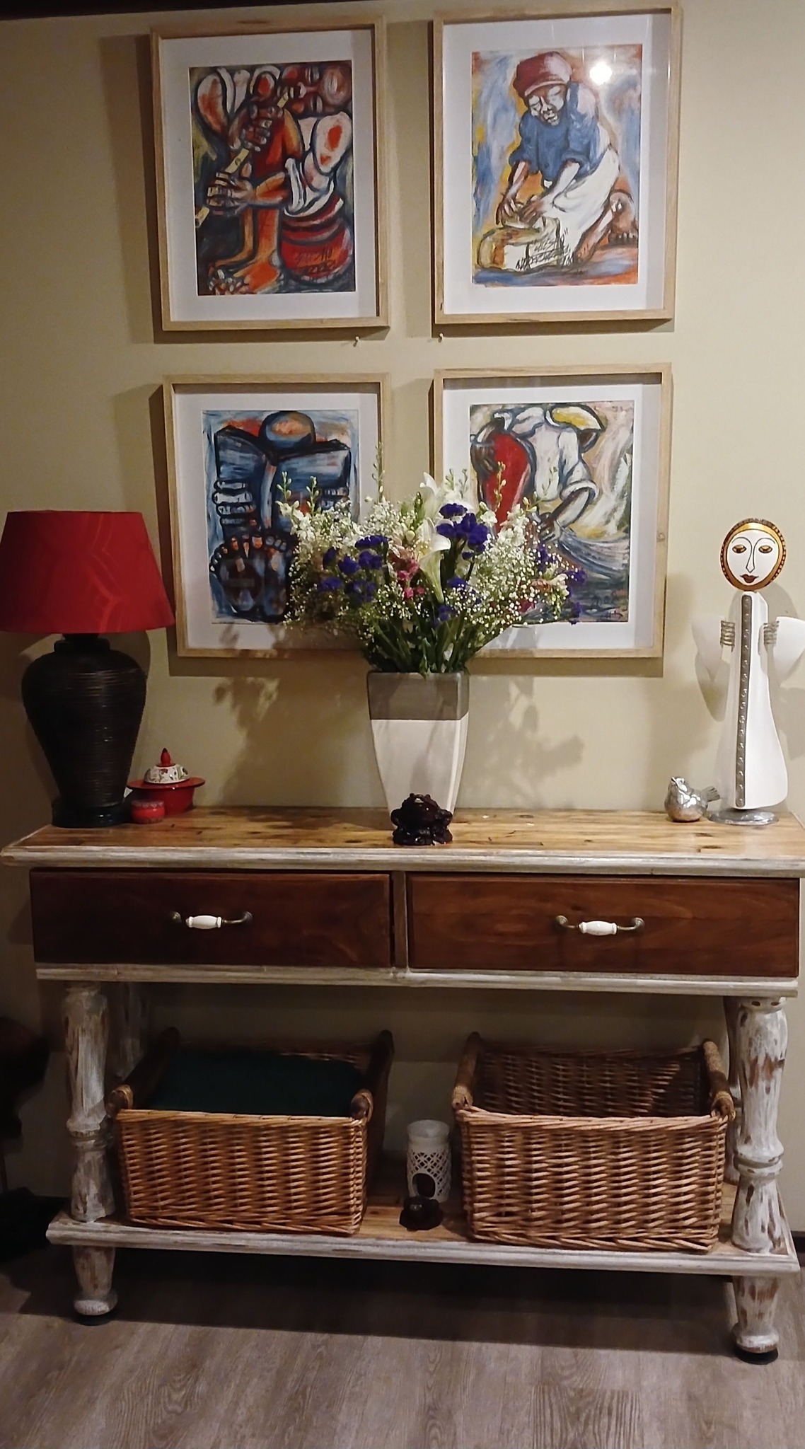 We haven't made furniture in this style for a long time — Image 2