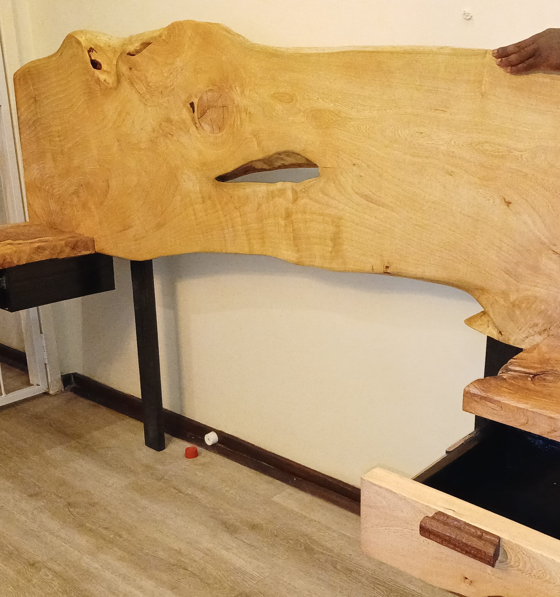 Double bed live edge headboard with floating drawers — Image 3