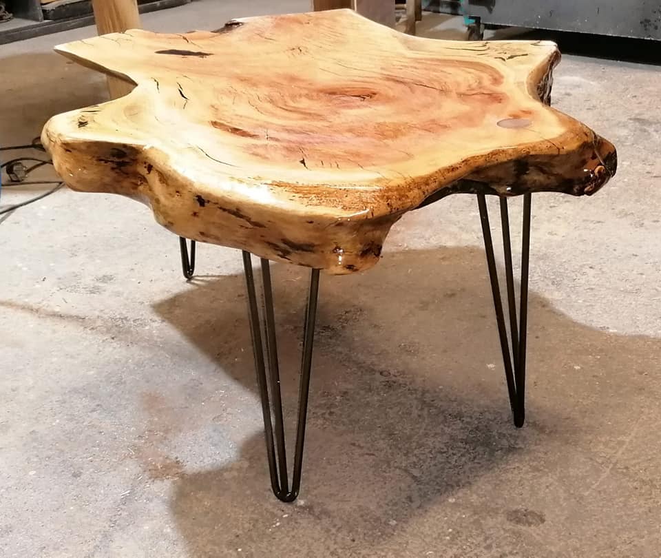 Live edge coffee table with hair pin legs and custom mirror finish — Image 5