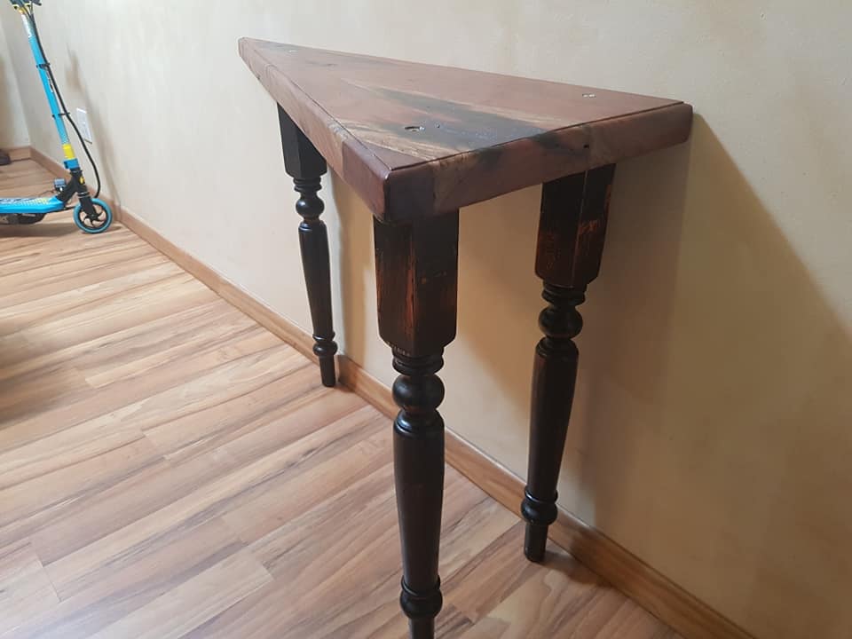 Sleeper wood console — Image 3